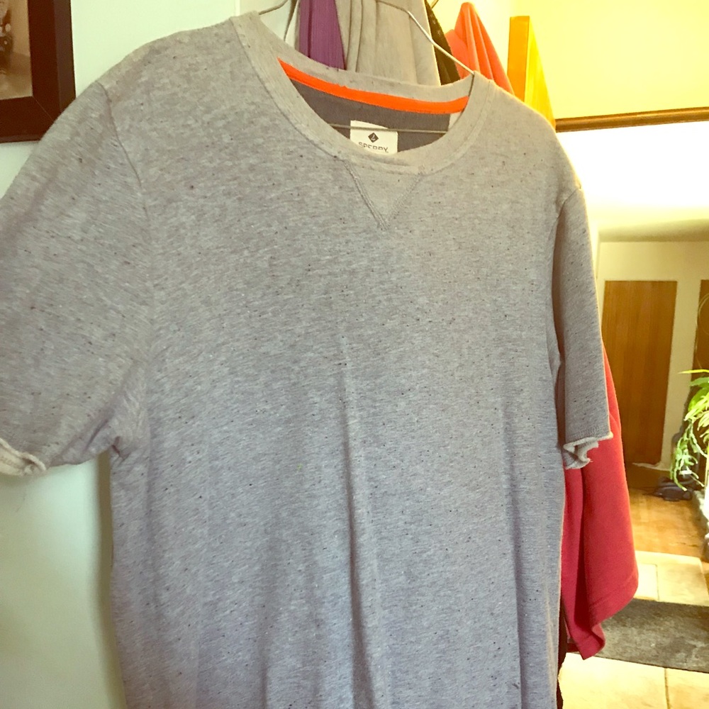 Sperry short sleeve sweatshirt.